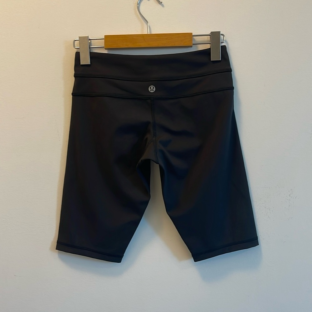 Discontinued lululemon low rise luxtreme biker short
